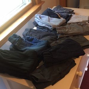 Huge lot of 2t pants !